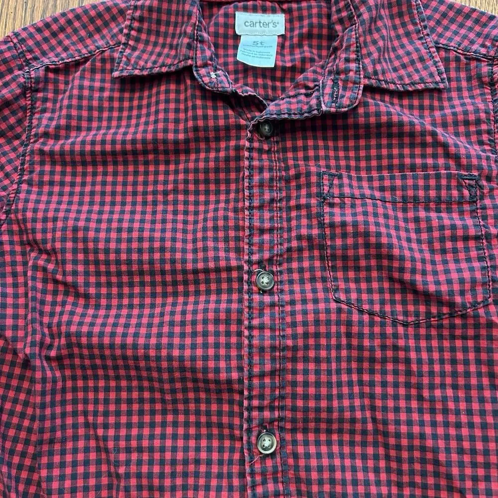 Carters Boys Shirt 5T Red & Black Plaid Longsleeve Button Down School Church (2)